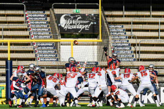 Carlstad Crusaders David Nyhlén skjuter in extrapoängen