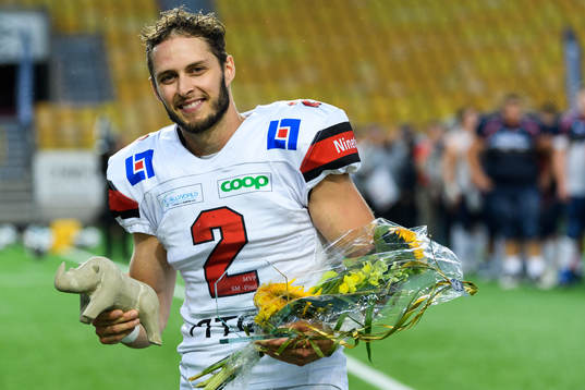 Carlstad Crusaders Philip Juhlin får pris som MVP