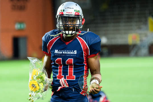Stockholm Mean Machines Alpha Jalloh får pris som MVP