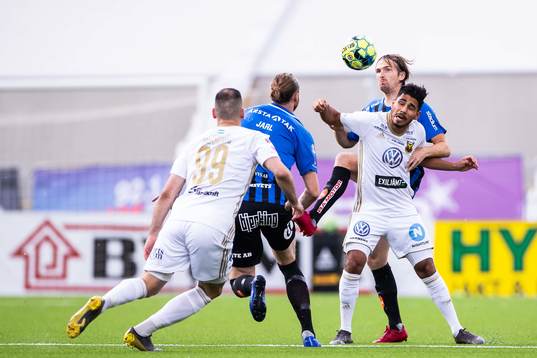 Östersunds Hosam Aiesh och Sirius Jesper Arvidsson