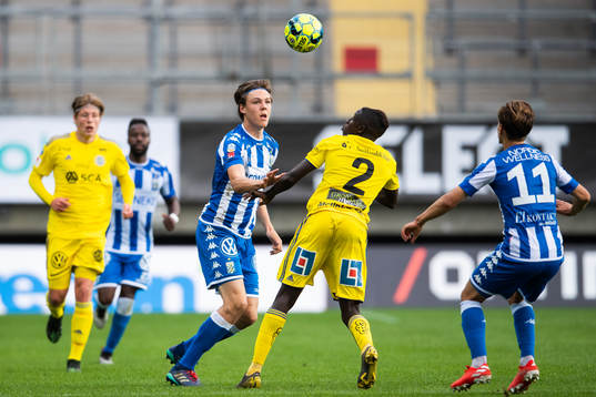 IFK Göteborgs Emil Holm och Sundsvalls Pa Konate