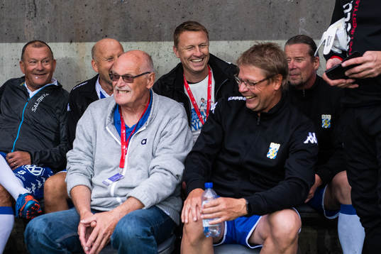IFK Göteborgs sportchef Kennet Andersson (mitten)