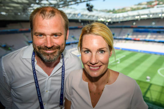 Daniel Kristiansson and Hanna Marklund, commentators of