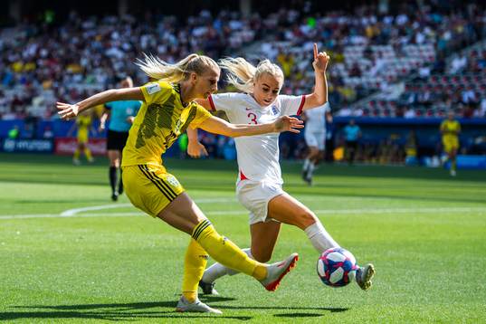 Sofia Jakobsson of Sweden and Alex Greenwood of England