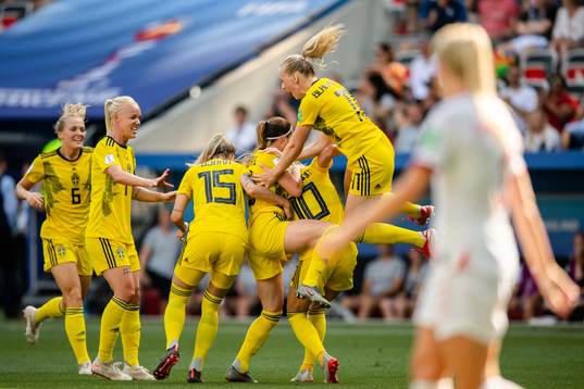 Sofia Jakobsson of Sweden celebrate teammates