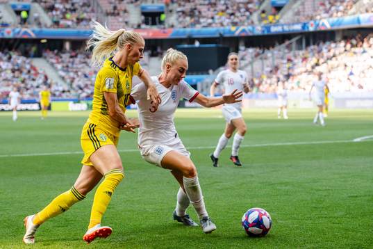 Sofia Jakobsson of Sweden and Alex Greenwood of England