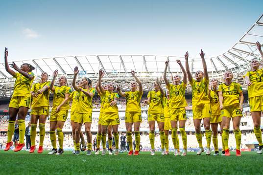 Players of Sweden celebrate