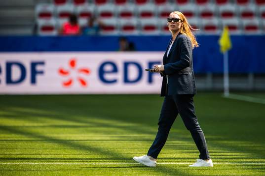 goalkeeper Hedvig Lindahl of Sweden