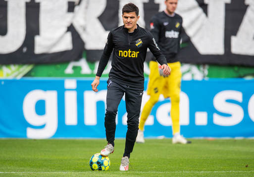 s Tarik Elyounoussi