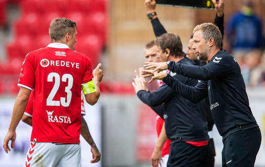 Kalmars Viktor Elm och tränare Magnus Pehrsson