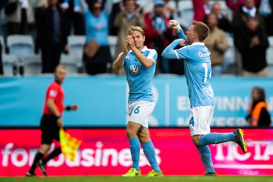 Malmö FFs Anders Christiansen och Oscar Lewicki jublar