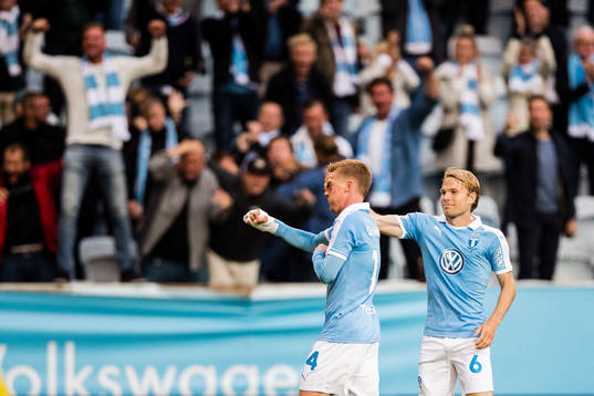 Malmö FFs Anders Christiansen och Oscar Lewicki jublar