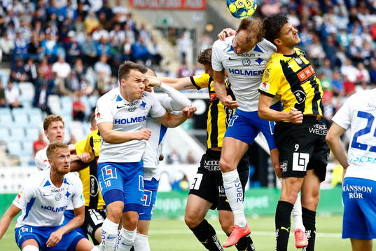 Häckens Alexander Jeremejeff och IFK Norrköpings Lars