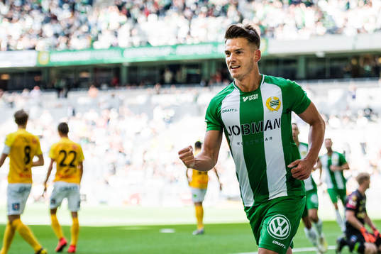 Hammarbys Alexander Kacaniklic jublar