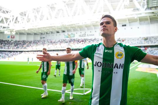 Hammarbys Vidar Örn Kjartansson jublar
