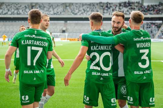 Hammarbys Vidar Örn Kjartansson, Alexander Kacaniklic,
