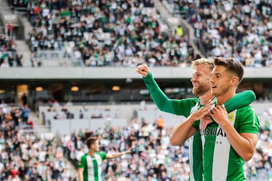 Hammarbys Dennis Widgren och Alexander Kacaniklic jublar