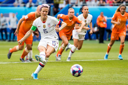Megan Rapinoe of USA scores