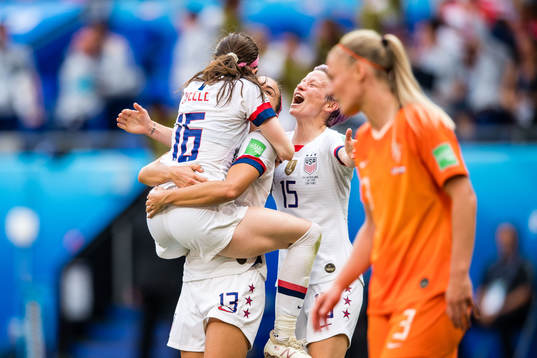 Alex Morgan, Megan Rapinoe and Rose Lavelle celebrates