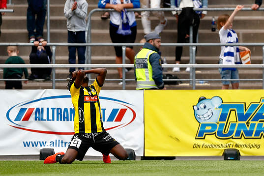 Häckens Kizito Kwame deppar