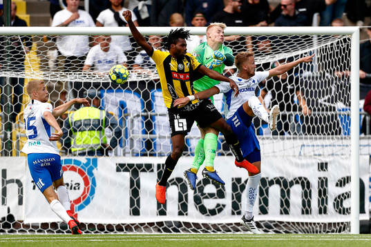 Målchans för Häckens Kizito Kwame