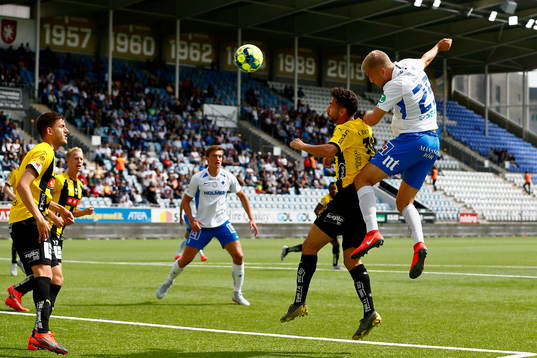 Målchans för IFK Norrköpings Filip Dagerstål