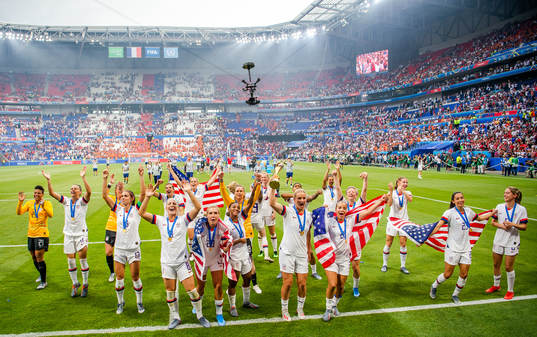 Players of USA celebrate