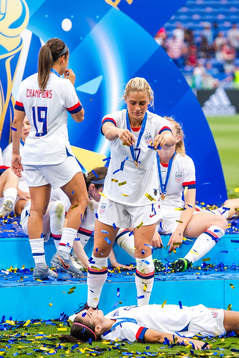 Abigail Dahlkemper and Alex Morgan of USA celebrate