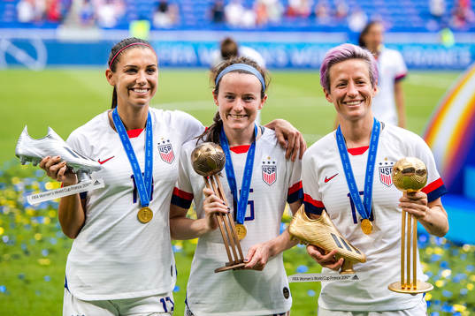 Alex Morgan, Rose Lavelle and Megan Rapinoe of USA celebrate