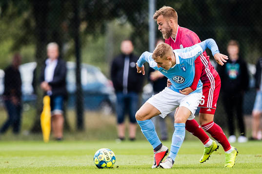 Malmö FFs Amel Mujanic och Lyngbys Emil Nielsen