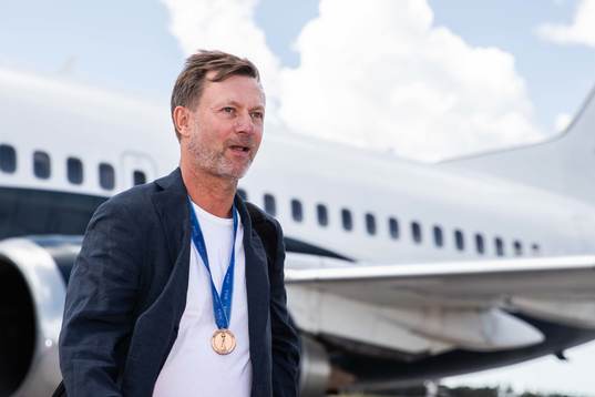 Peter Gerhardsson, Head coach arrive at Landvetter