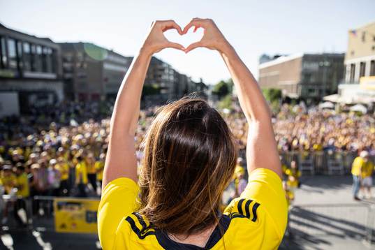 Kosovare Asllani