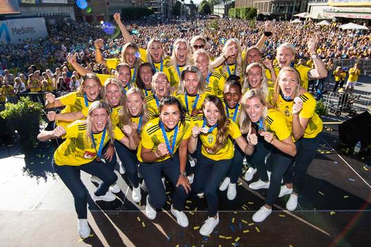 The players pose for a team group photo