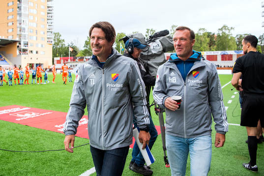 Djurgårdens tränare Thomas Lagerlöf och tränare Kim
