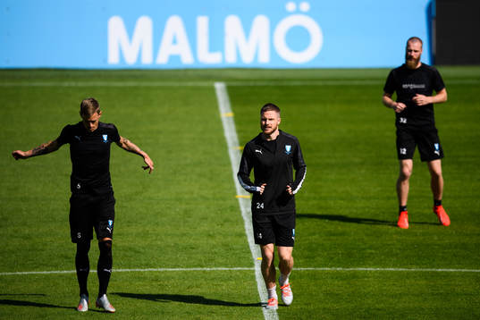 Sören Rieks, Lasse Nielsen and Jo Inge Berget of Malmö FF