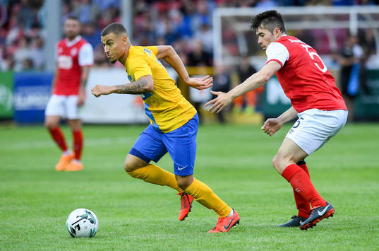 Jordan Larsson of IFK Norrköping in action against Lee