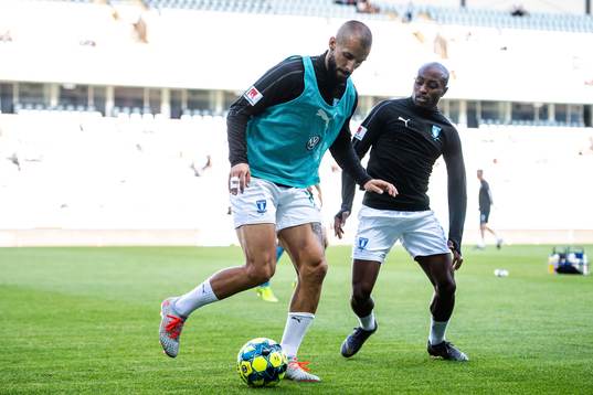Guillermo Molins and Fouad Bachirou of Malmö FF