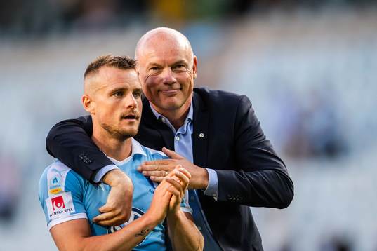 Eric Larsson and Uwe Rösler, head coach of Malmö FF