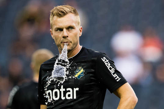 s Sebastian Larsson innan fotbollsmatchen i Allsvenskan