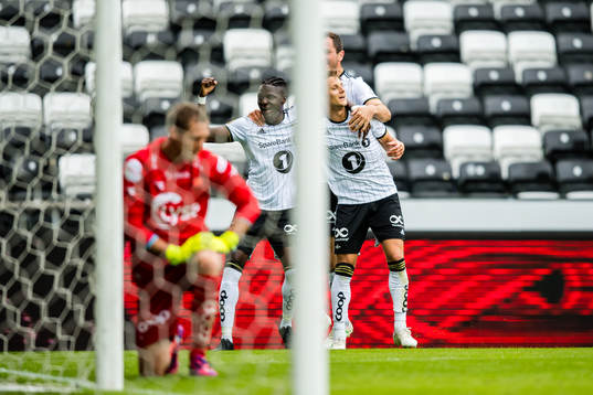 Vegar Eggen Hedenstad of Rosenborg celebrates