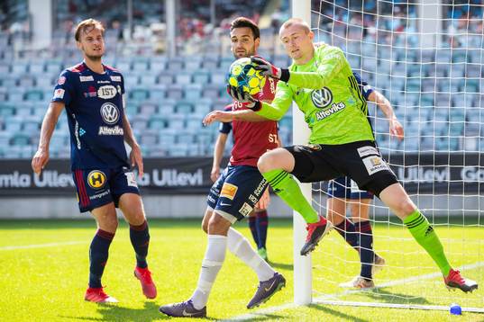 Örgrytes målvakt Stojan Lukic