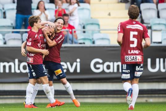 Örgrytes Simon Nilsson, Filip Almström Tähti och Jakob