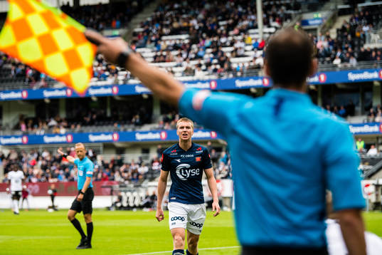 Kristian Thorstvedt of Viking reacts