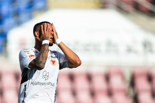 Kalmars Emaxwell Souza de Lima deppar