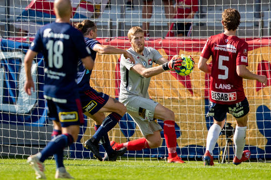 Örgrytes målvakt Fredrik Andersson