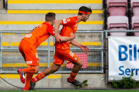 AFC Eskilstunas Wilhelm Loeper jublar