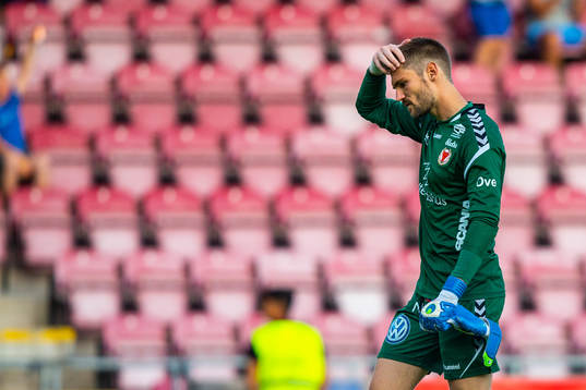 Kalmars målvakt Lucas Hägg-Johansson deppar