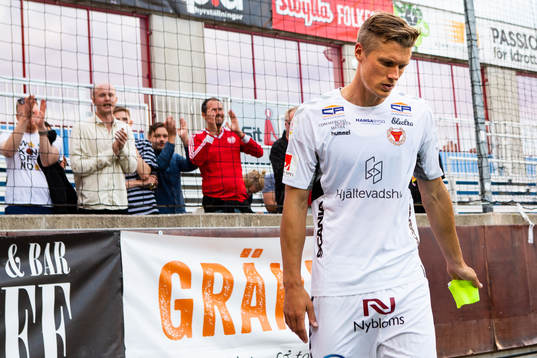 Kalmars Viktor Elm deppar