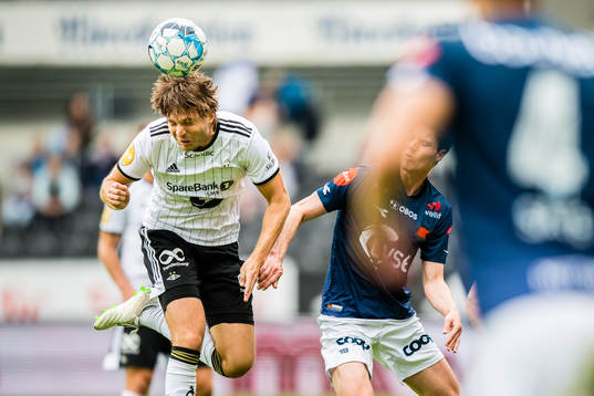 Marius Lundemo of Rosenborg and Jostein Ekeland of Viking