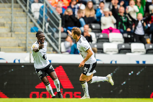 Vegar Eggen Hedenstad of Rosenborg celebrates